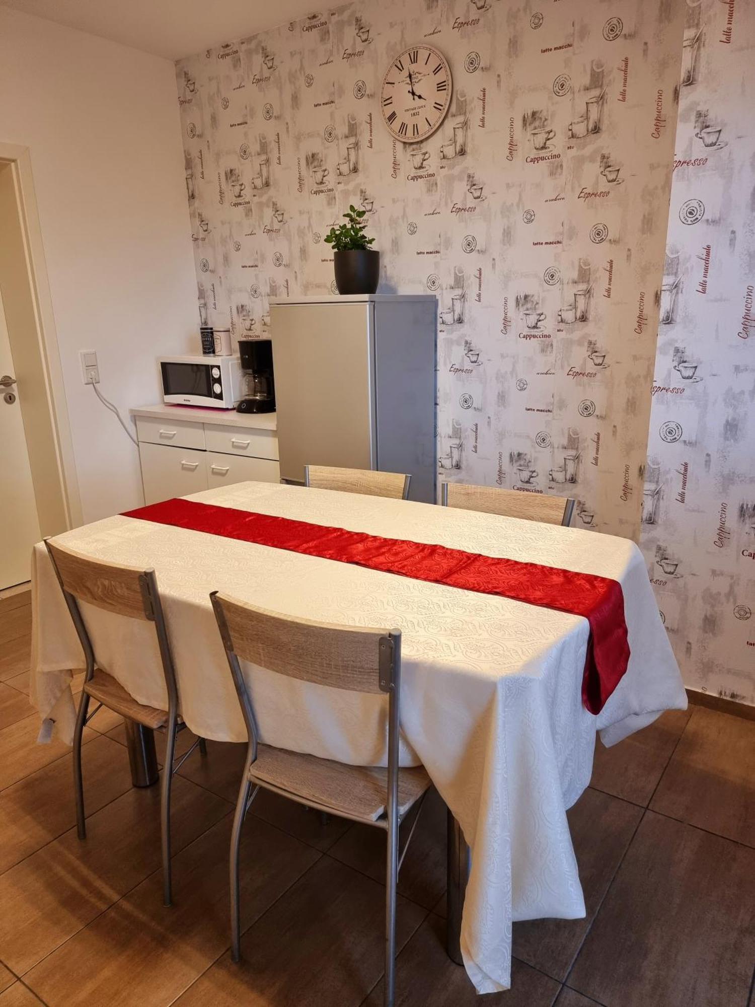 Workershome - Business Apartments - Monteurwohnungen Вертгейм Номер фото