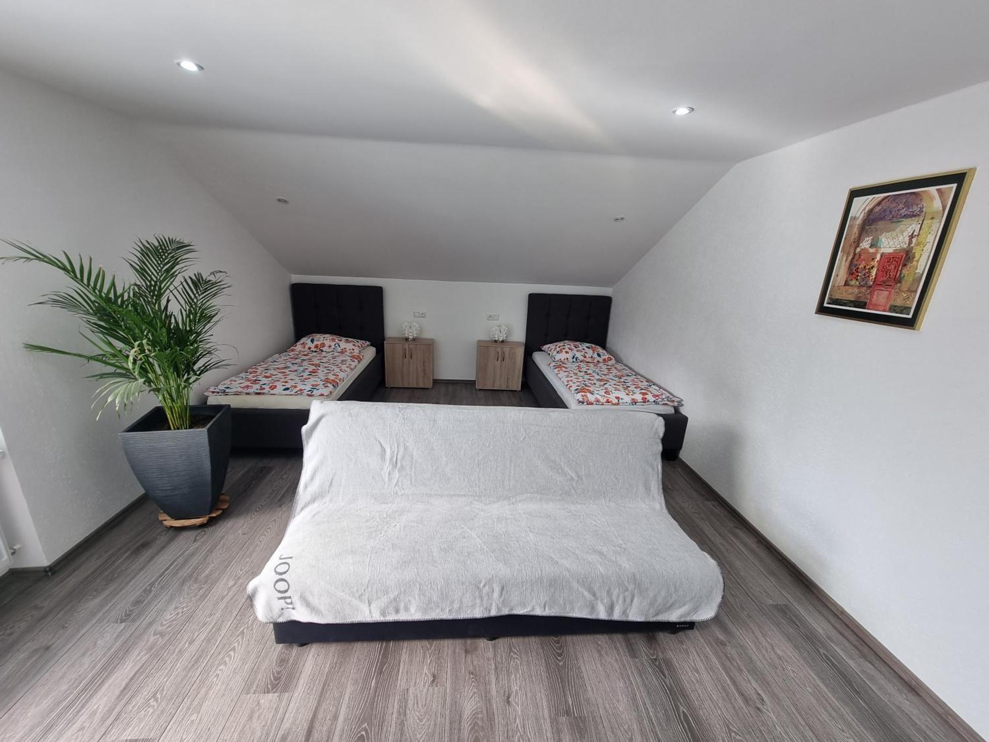 Workershome - Business Apartments - Monteurwohnungen Вертгейм Номер фото